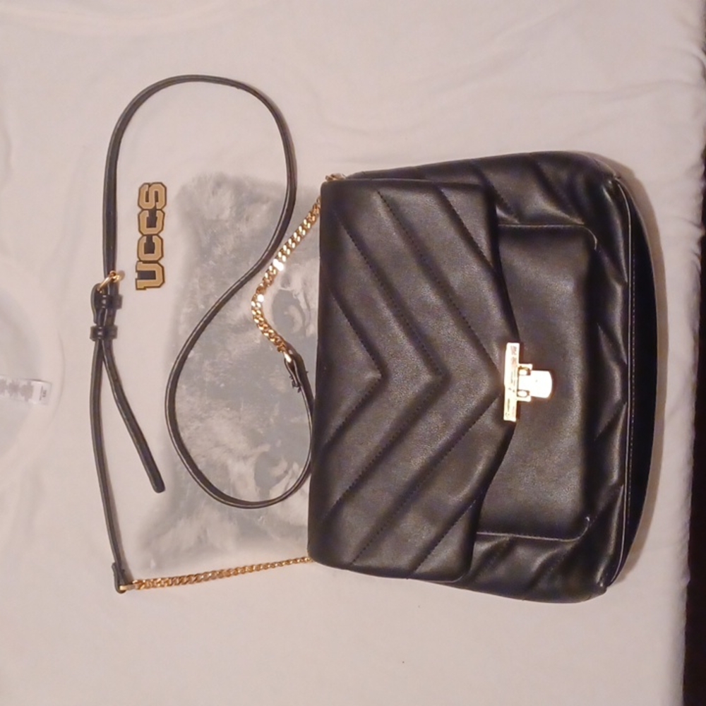 Very nice shoulder purse